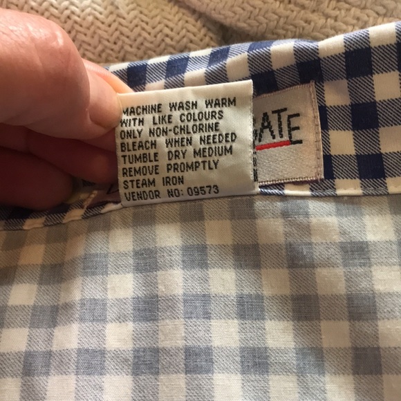 Vintage button up - Picture 3 of 7